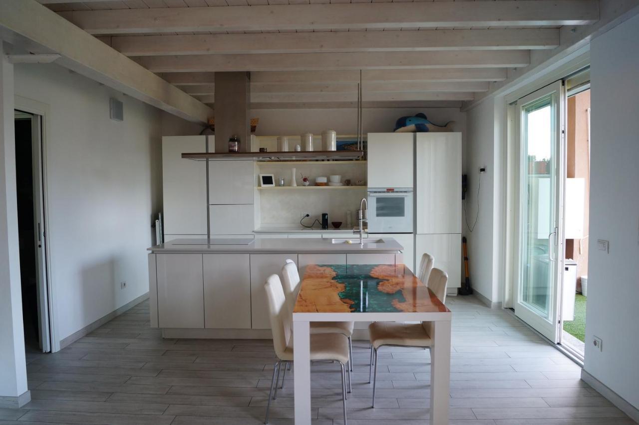 Charme Lake Loft Ispra Εξωτερικό φωτογραφία